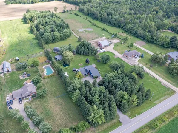 6471 Side Road 15, Mapleton, ON N0G 2K0