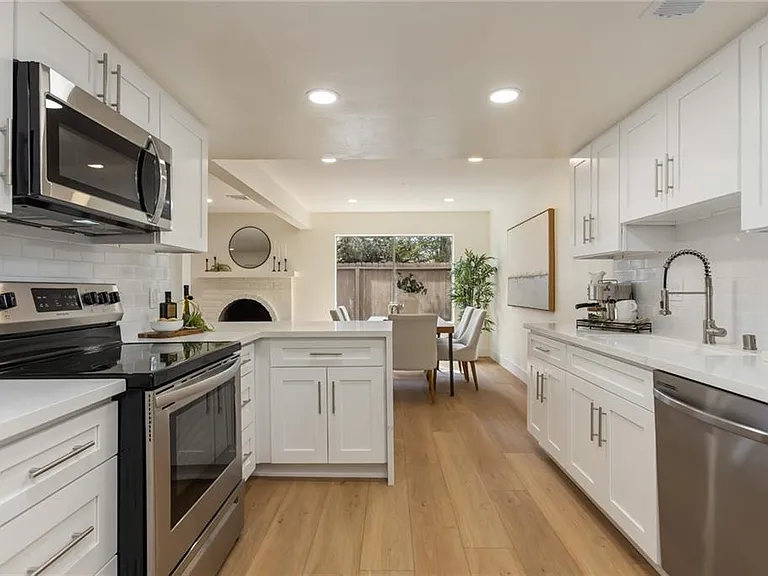 9801 Genesee Ave — Photo 9