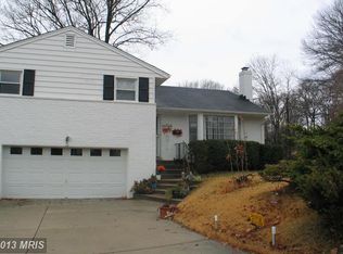 8512 Pelham Rd, Bethesda, MD 20817