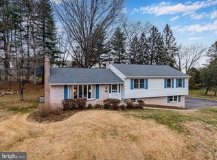 1437 Brandton Rd, Mechanicsburg, PA 17055