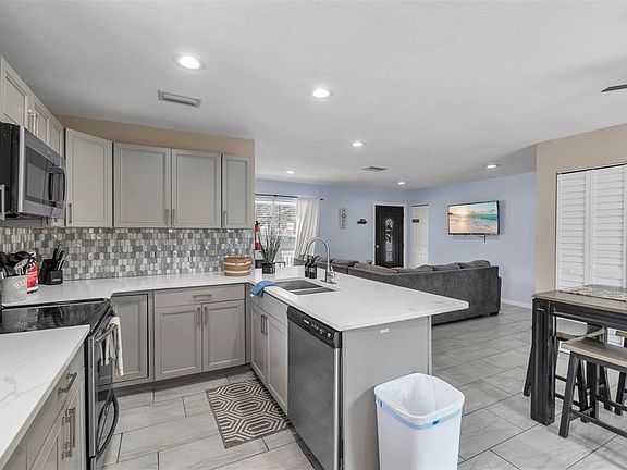 5th image of 2714 42ND STREET W