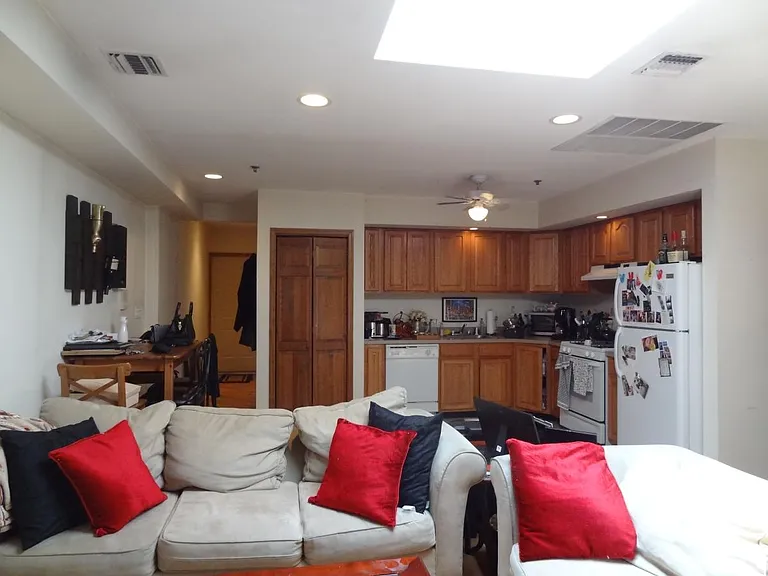 605 Grand St #2 — Photo 3