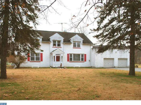 4210 Hazelwood Ave, Downingtown, PA 19335