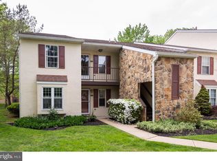 123 Valley Stream Cir, Chesterbrook, PA 19087