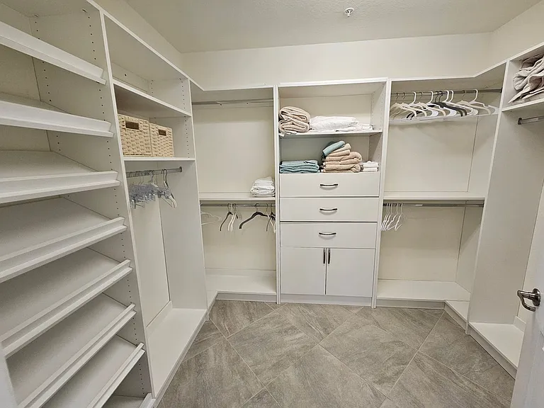 10042 Crooked Creek Dr #103 — Photo 37