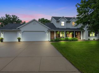 330 Kraft St, Neenah, WI 54956