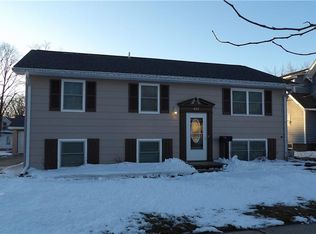 412 S Locust St, Jefferson, IA 50129