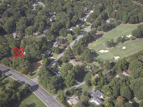 4th image of 2809 Forestdale Dr