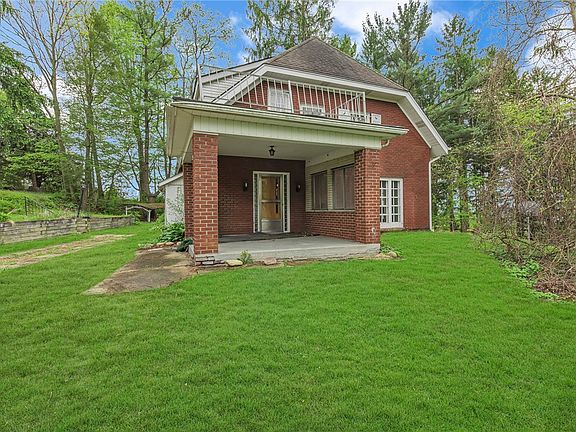 26th image of 613 Briarcliff Dr