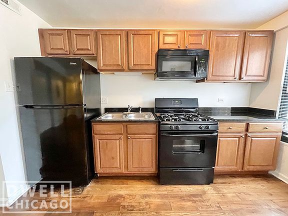4th image of 2529 W Fitch Ave #106