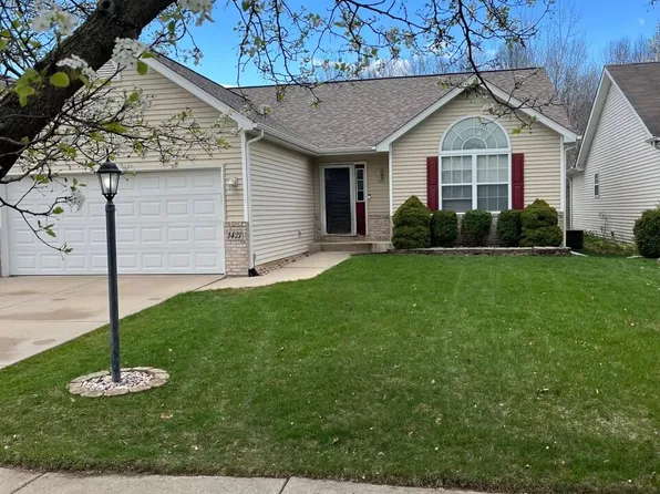 1421 Maximilian Dr, Chesterton, IN 46304