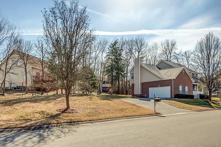 2nd image of 6001 Elijah Ct