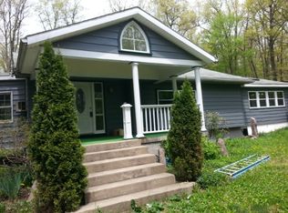 104 Lloyd Ave, Spring Mills, PA 16875