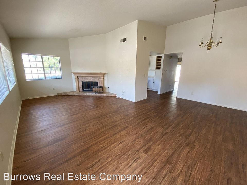 1st image of 848 Woodland Ave APT 23