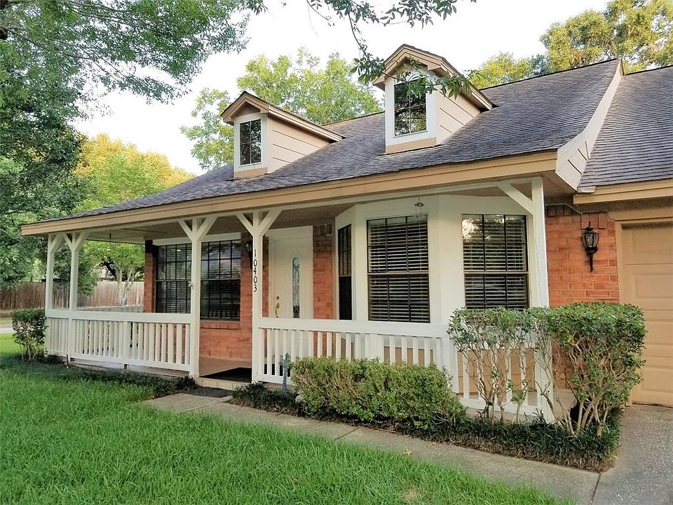 1st image of 10403 Horseshoe Bend Dr