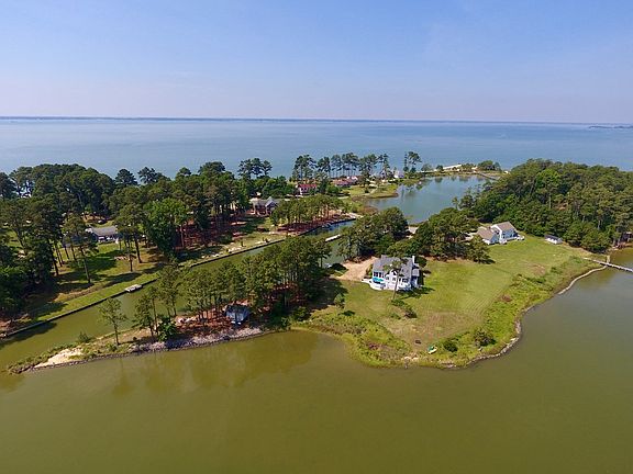 2nd image of 734 Brightwaters Dr