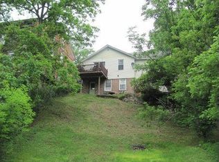 427 Broadway St, Galena, IL 61036