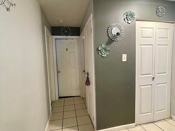 4th image of 659 E Fullerton Ave APT 105