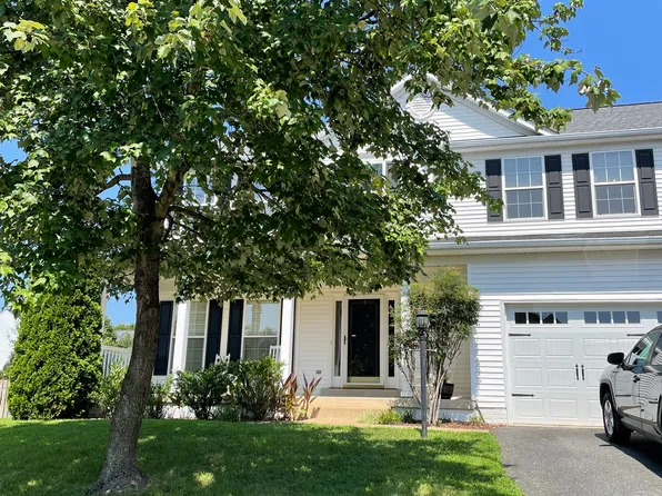 11 Old English Way, Stafford, VA 22554