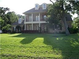 1st image of 810 Royal Lakes Blvd