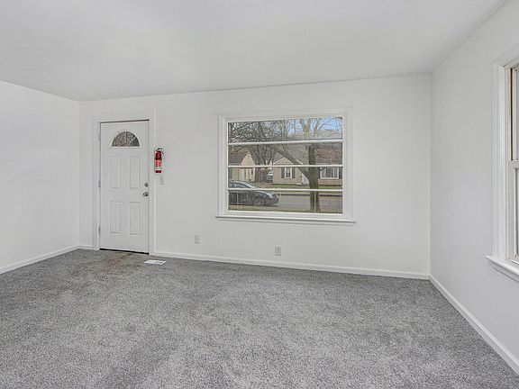 3rd image of 1505 Palmer Ave