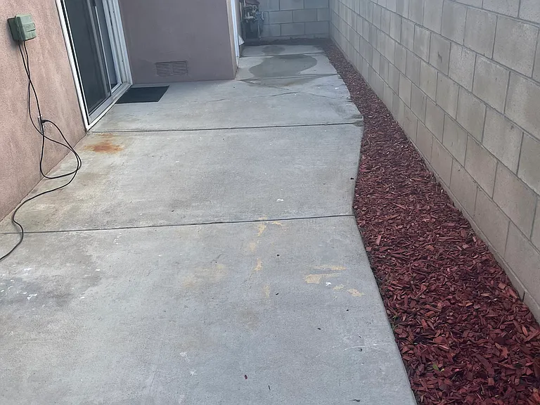 Aileron Ave — Photo 8