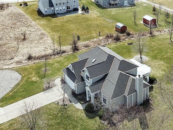2nd image of 3820 Park Pl