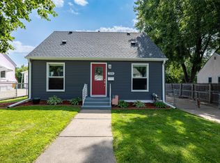 1974 Reaney Ave E, Saint Paul, MN 55119