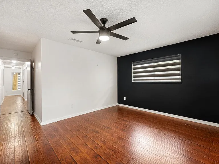 1003 Minda Dr — Photo 26