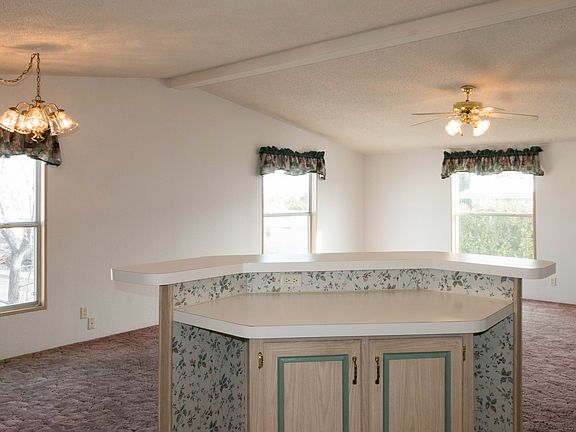 Step up Bar/Breakfast nook