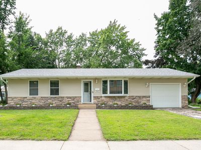 364 4th St N, Bayport, MN, 55003