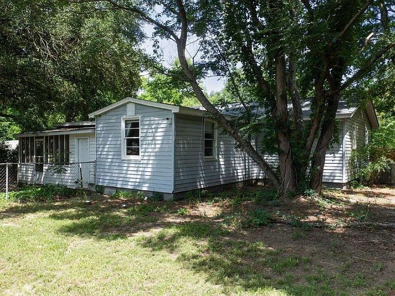4254 Hickory Rd — Photo 9