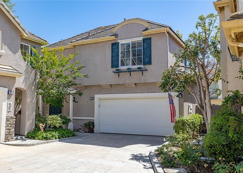 1st image of 63 Poppyfield Ln
