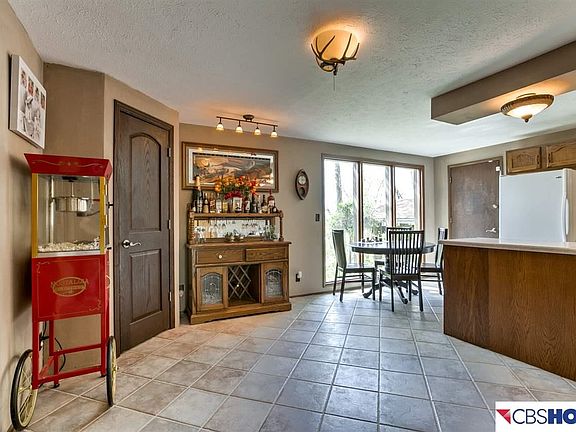 5th image of 17013 River Dr