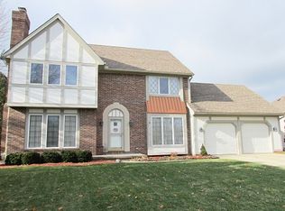 105 Rutledge Dr, Waterville, OH 43566