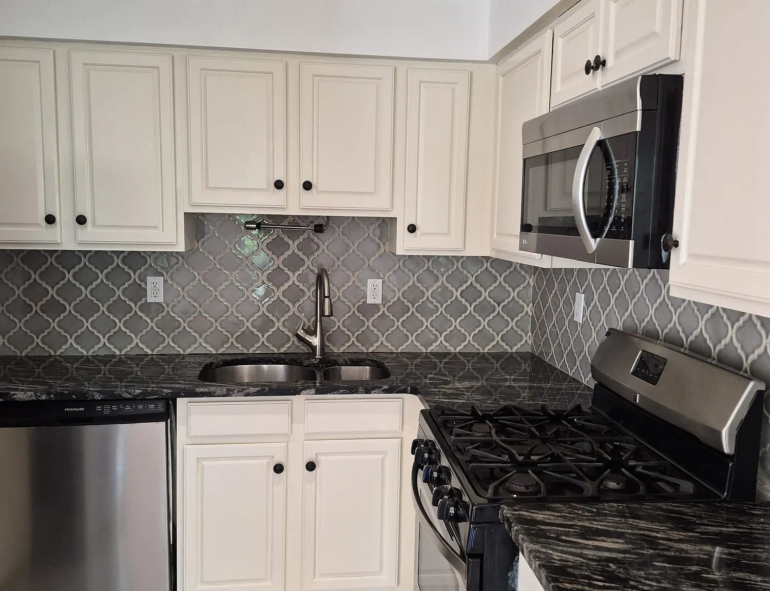 3 bed, $3,950 — Photo 4