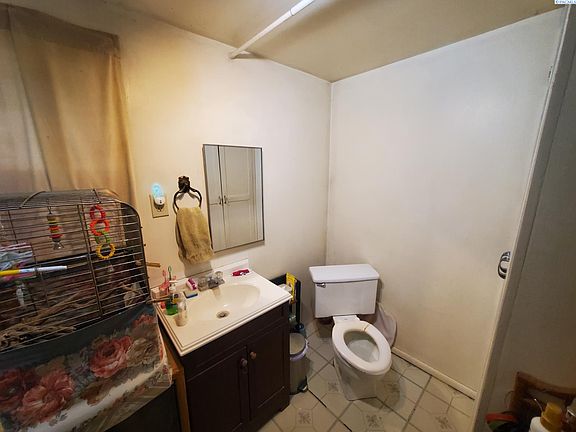 3rd image of 503 S Crystal Ave
