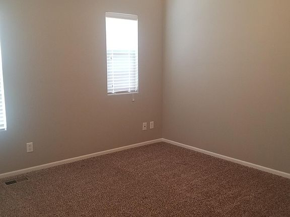 5th image of 6786 S 182nd Ct
