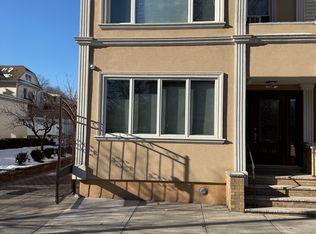 78-68 84th St #2, Ridgewood, NY 11385