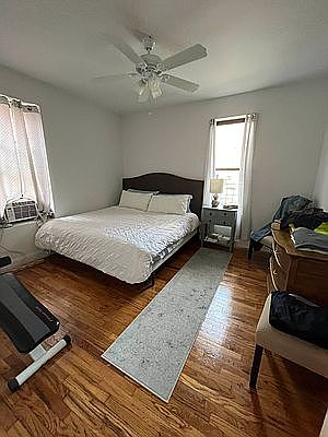 5th image of 2719 23rd St APT 2C