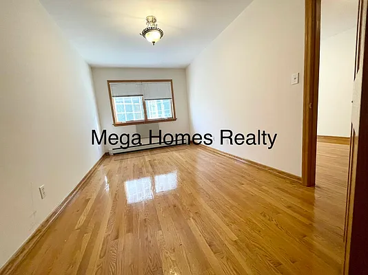 Rented by Mega Homes Realty INC | media 32