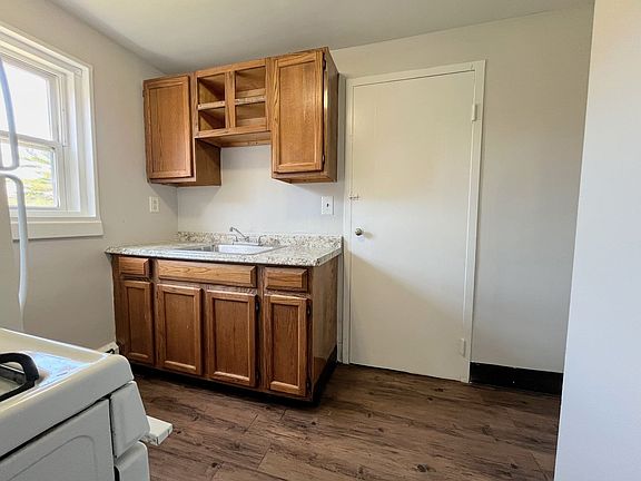 5th image of 50 Linda Dr APT 3