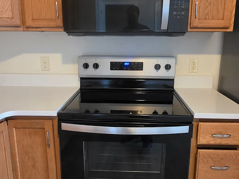 1801 Culvers Dr — Photo 6
