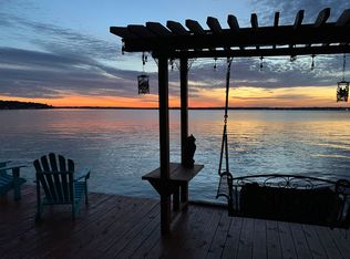 17194 Lakeview Dr, Flint, TX 75762