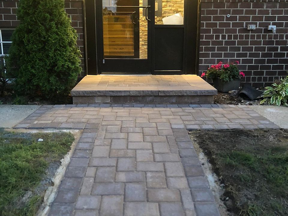1st image of 60 Crescent Pl #3B