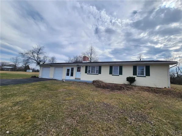 1730 Allentown Rd, Quakertown, PA 18951