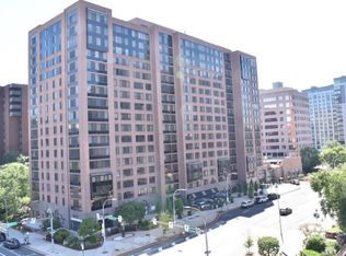 4 Martine Ave PH 102, White Plains, NY 10606