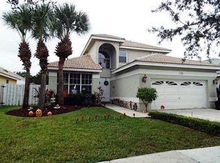 1240 NW 185th Ave, Pembroke Pines, FL 33029