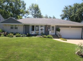 2703 Somerset Ln, Rockford, IL 61108