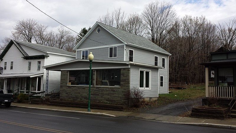 1st image of 530 Main St